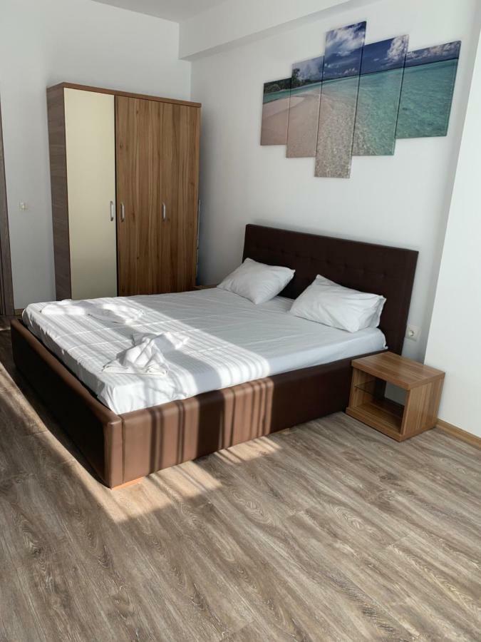 Apartament Antonia Summerland Mamaia Exterior photo